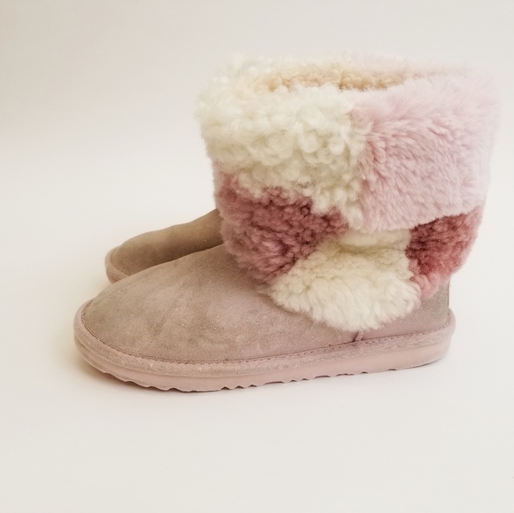 UGG Boots Girls Size 4 Pink Puffs - Picture 2 of 10